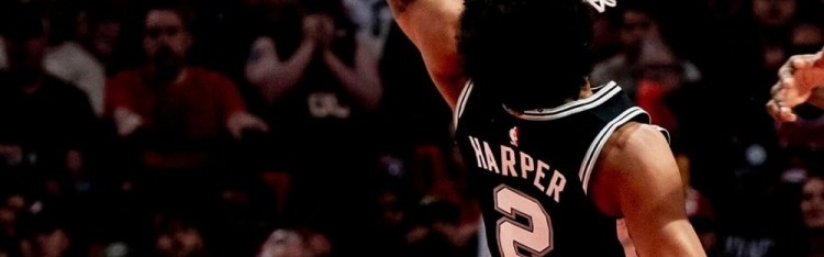 开云体育官网-下半场主导逆转！马刺官方晒赢球海报 哈珀飘逸隔扣入镜