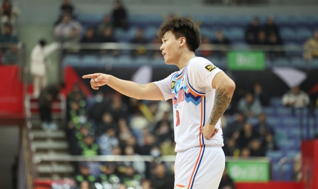 开云-苏群：CBA的工资&amp;amp;交易制度看似模仿NBA 实则有很多可以利用之处