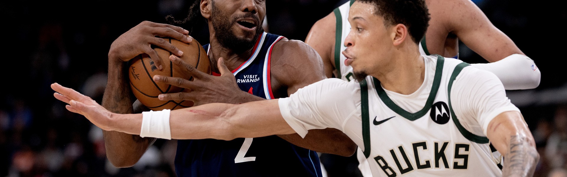 kaiyun-莱昂纳德28+5加兰15+6 快船轻取雄鹿两连胜