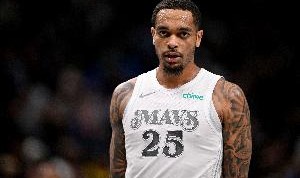 有点全能！PJ-华盛顿12中7高效得16分2板 送出5次助攻0失误