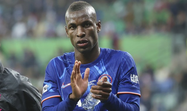 切尔西要求杰克逊自德国返伦敦，转会谈判陷入停滞