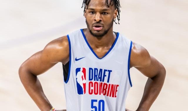 开云-太阳入局愿在首轮截胡布朗尼 詹杜联手如梦似幻